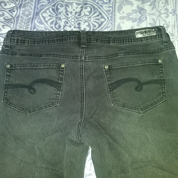 Pair of Black Pants - Picture 4 of 5